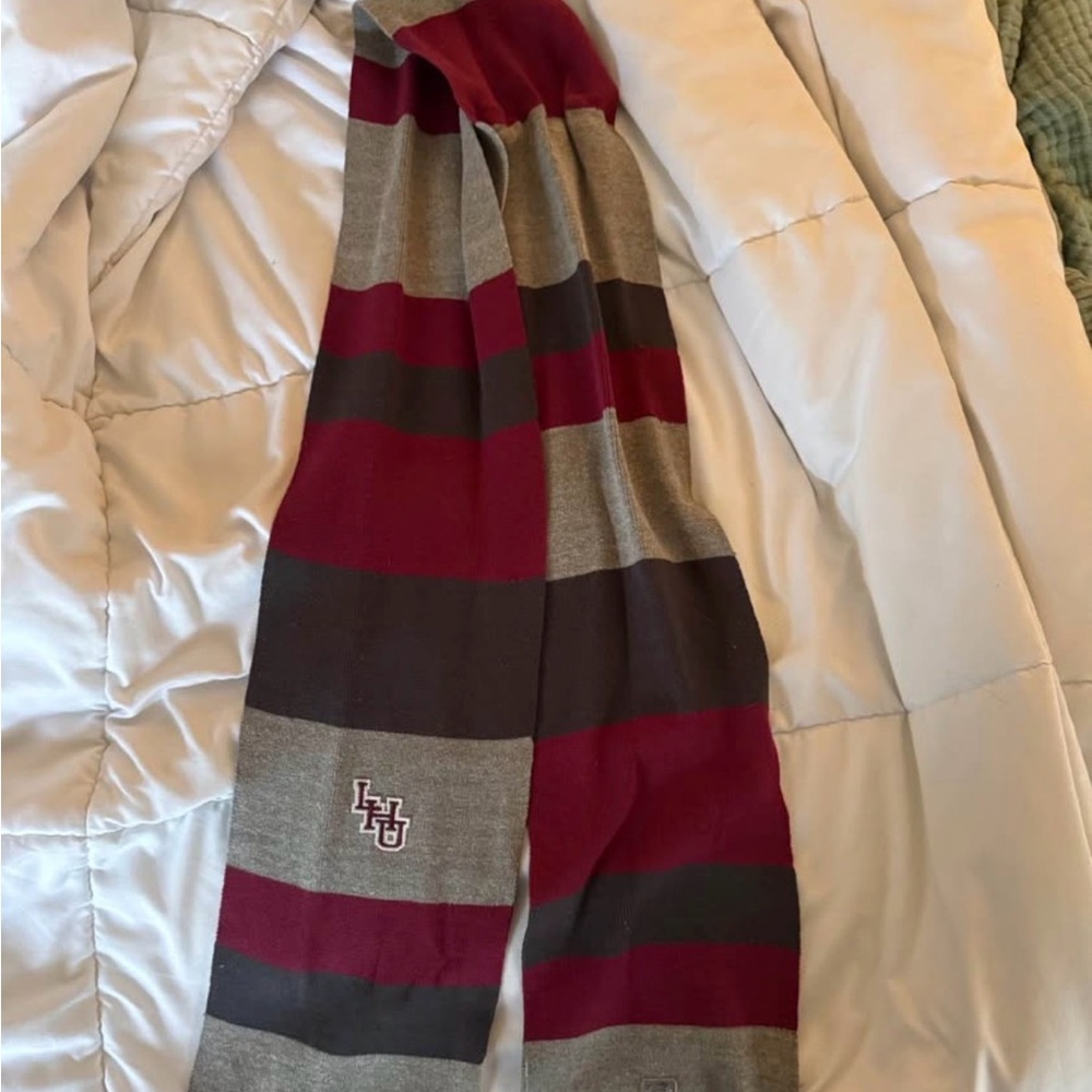 Old School LHU Scarf (Pre Commonwealth)